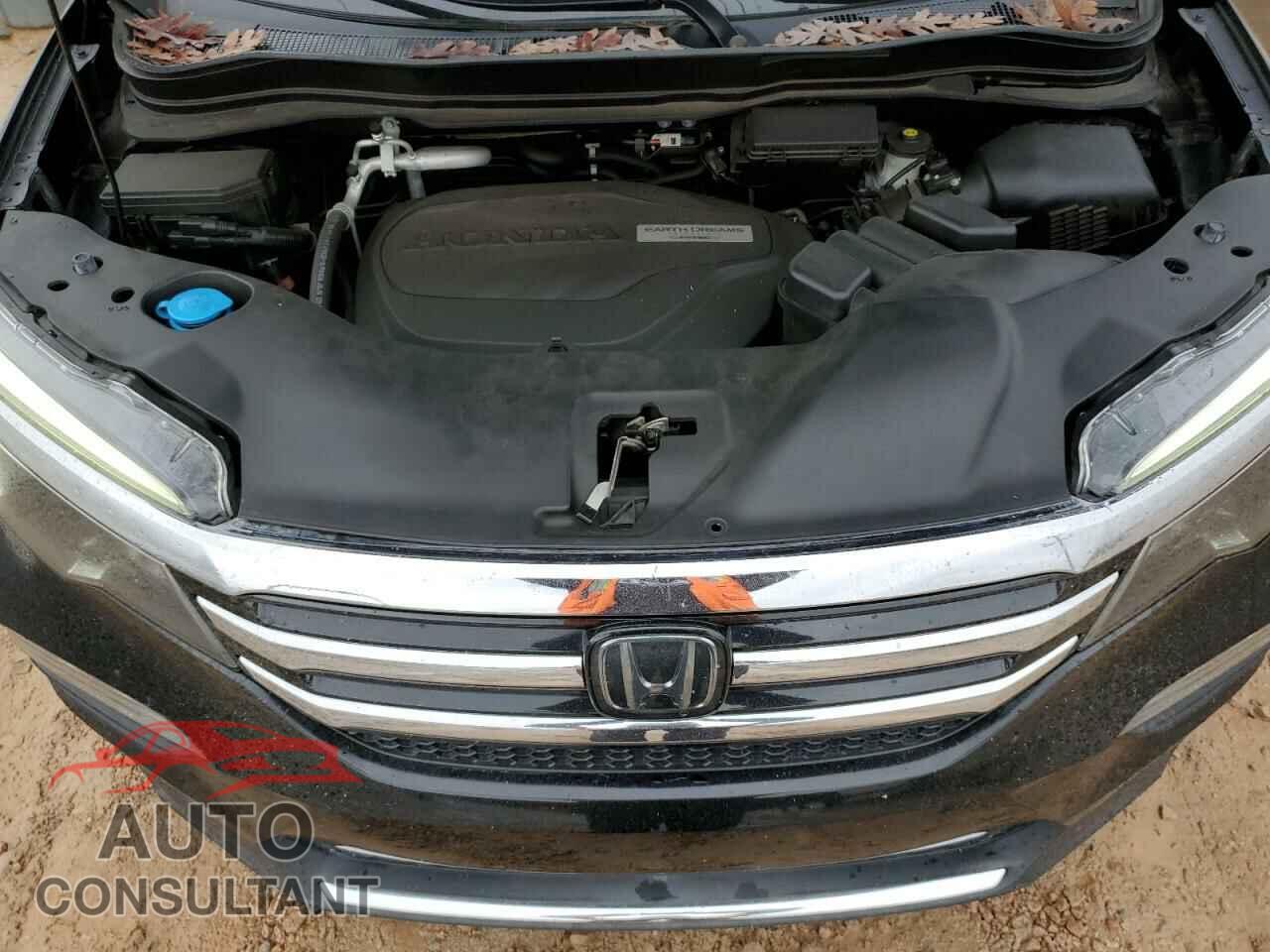 HONDA PILOT 2017 - 5FNYF6H09HB086351