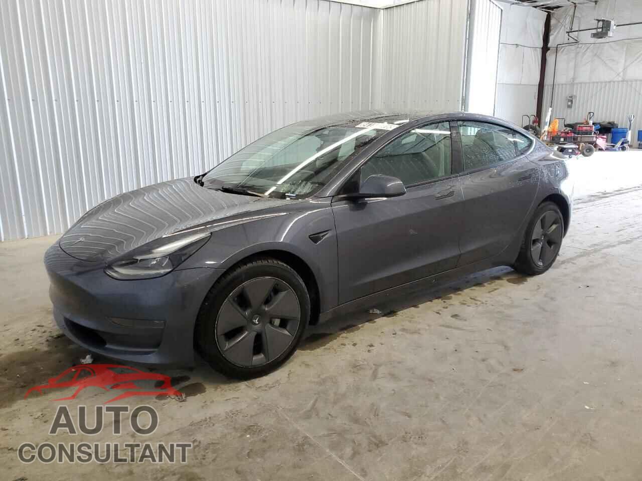TESLA MODEL 3 2023 - 5YJ3E1EAXPF451132