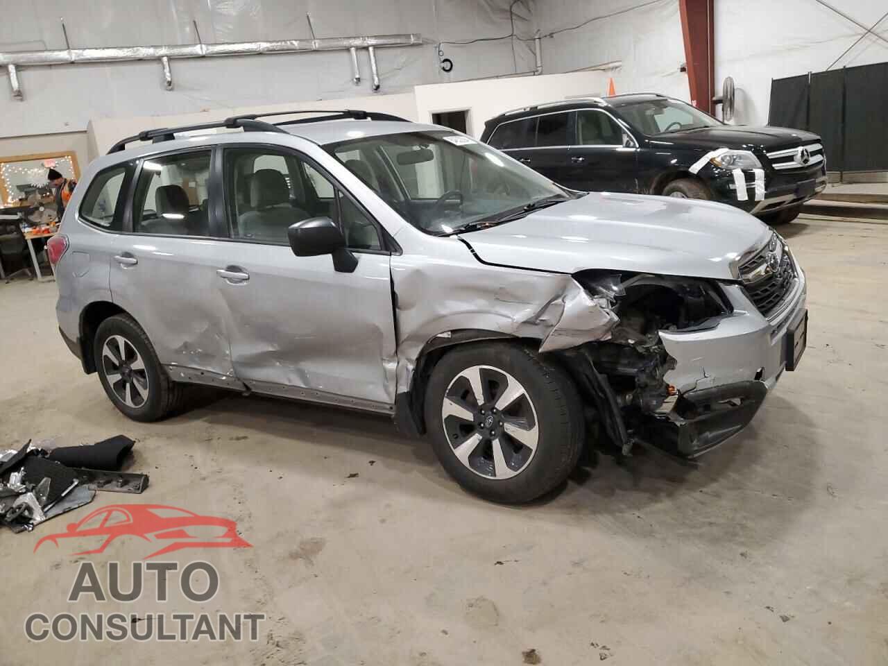 SUBARU FORESTER 2018 - JF2SJABC8JH607108