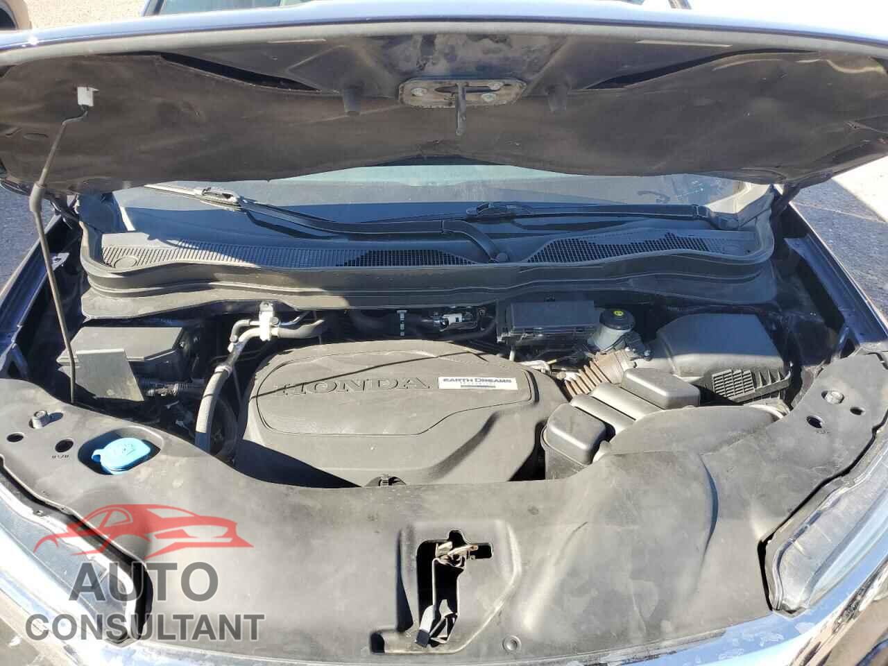HONDA RIDGELINE 2018 - 5FPYK3F66JB010620