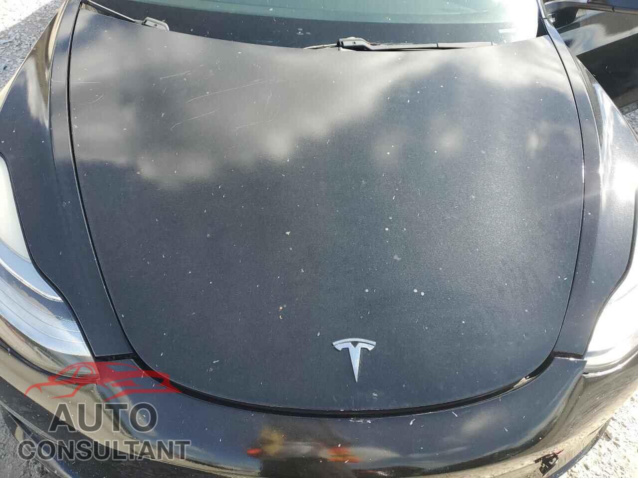 TESLA MODEL 3 2021 - 5YJ3E1EA8MF860015