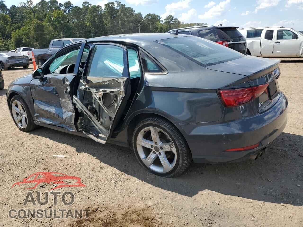 AUDI A3 2017 - WAUAUGFF4H1043322