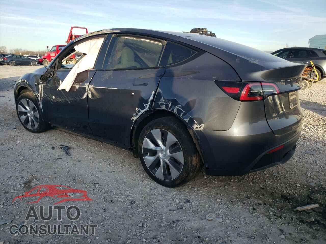 TESLA MODEL Y 2023 - 7SAYGAEE5PF588999