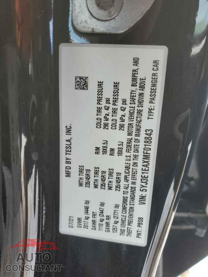 TESLA MODEL 3 2021 - 5YJ3E1EAXMF018843