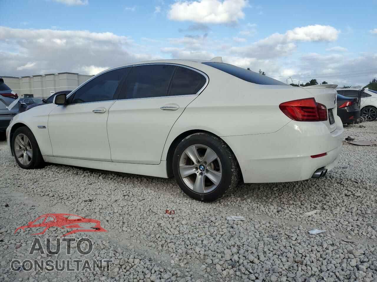 BMW 5 SERIES 2011 - WBAFR1C50BC743155