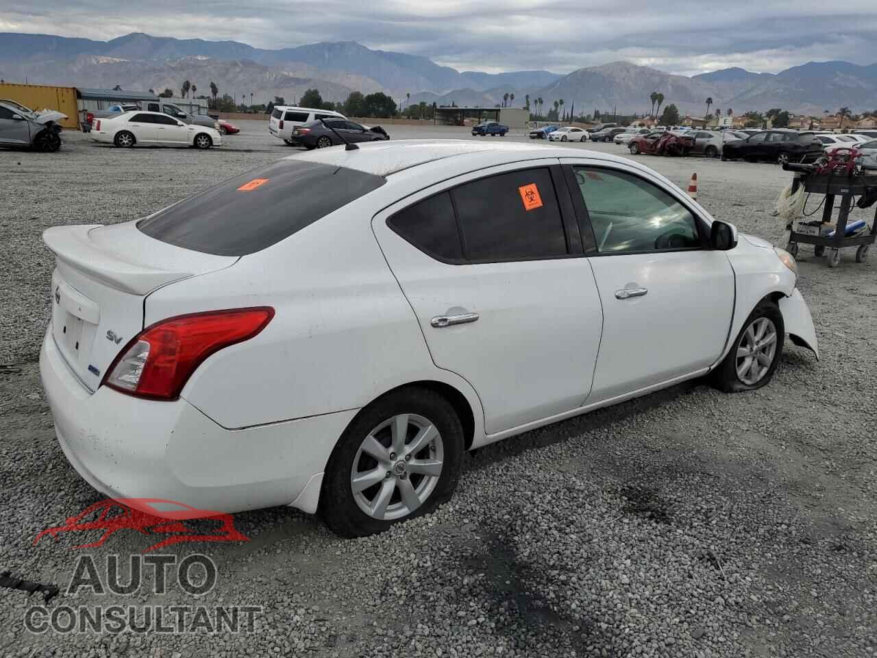NISSAN VERSA 2014 - 3N1CN7AP6EL876197