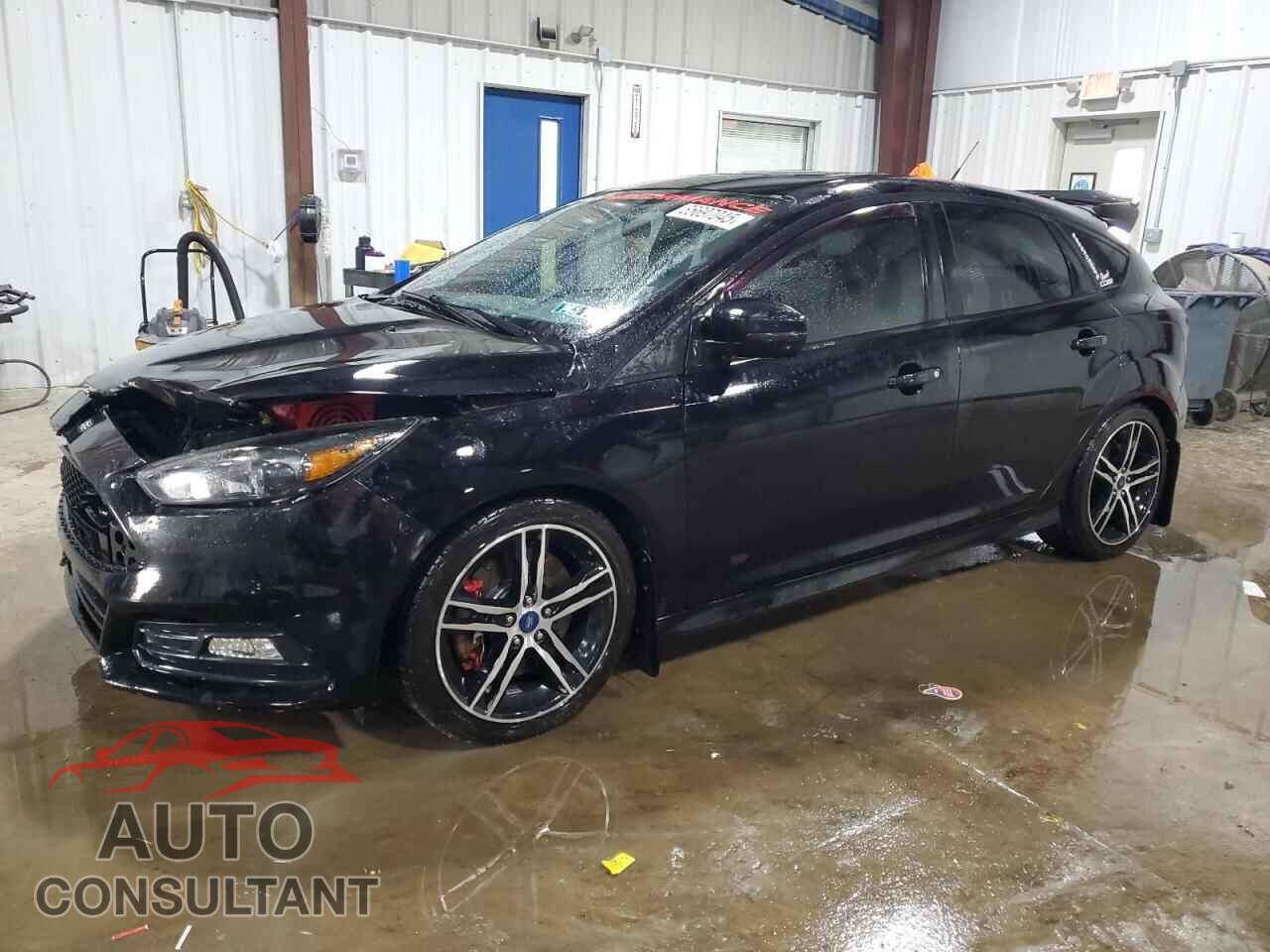 FORD FOCUS 2017 - 1FADP3L95HL339667