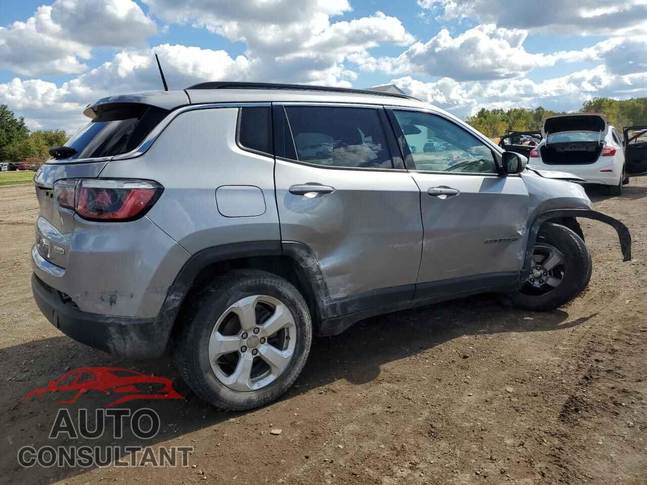 JEEP COMPASS 2018 - 3C4NJDBB8JT354863