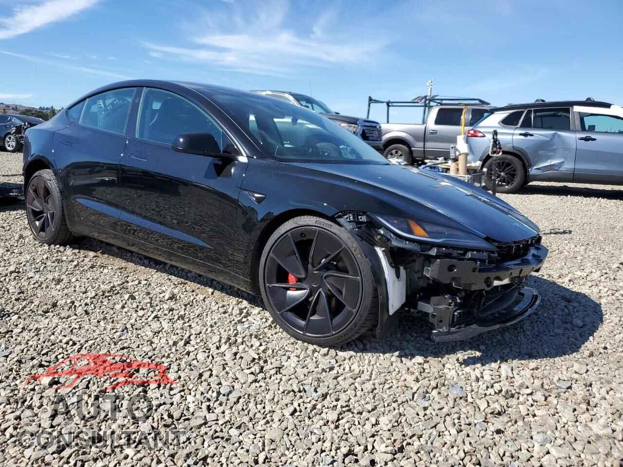 TESLA MODEL 3 2024 - 5YJ3E1ETXRF800195