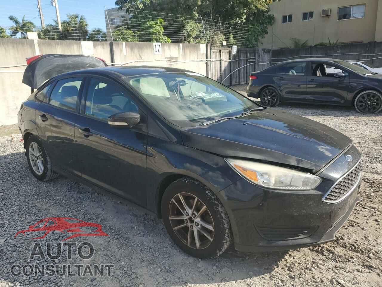 FORD FOCUS 2015 - 1FADP3F26FL205682