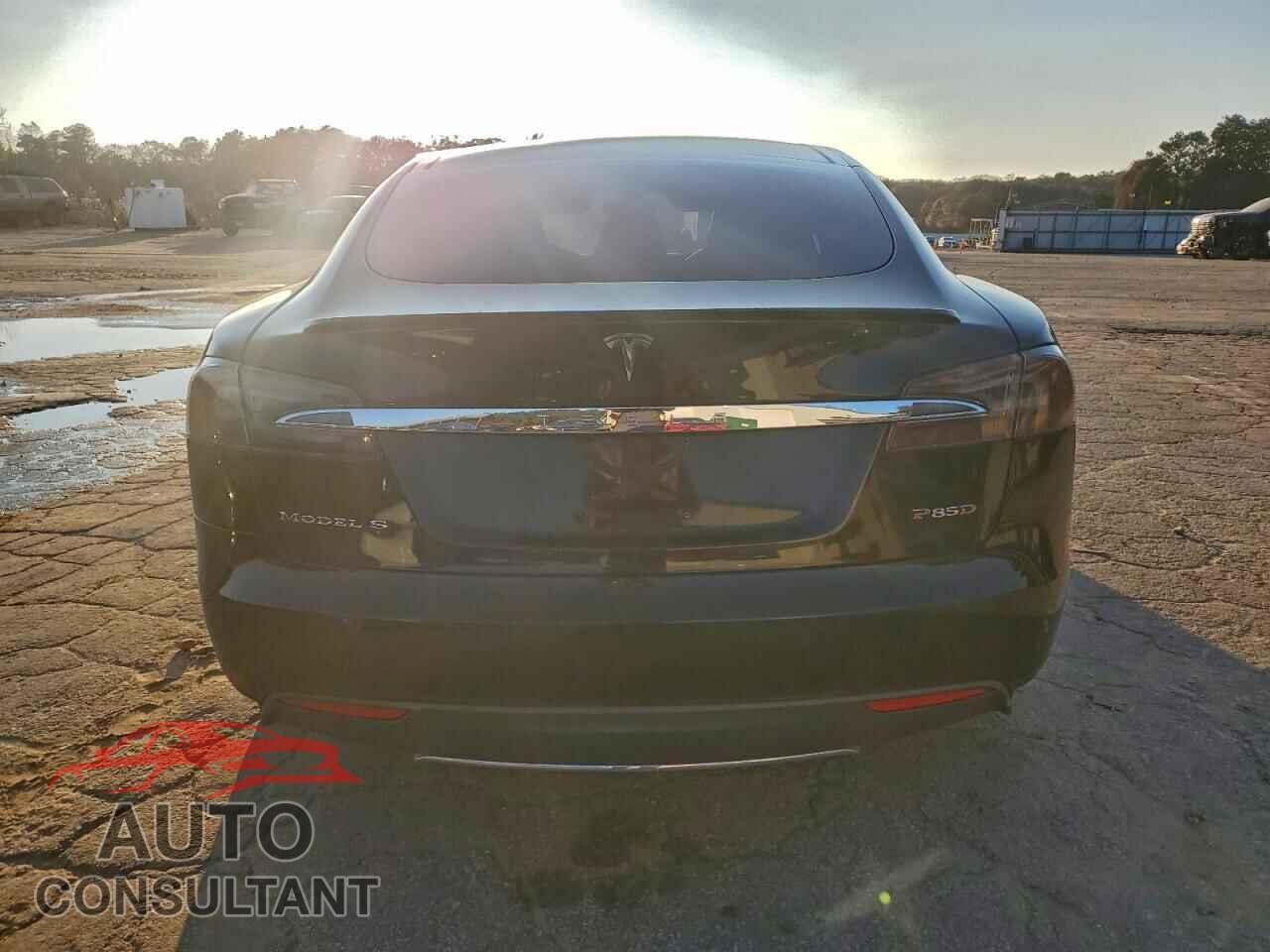 TESLA MODEL S 2014 - 5YJSA1H28EFP64169