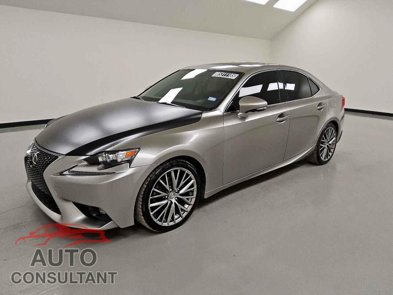 LEXUS IS 2015 - JTHCF1D24F5027273