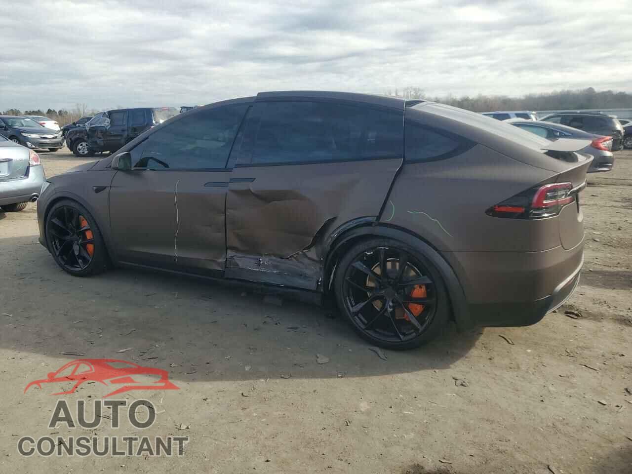TESLA MODEL X 2024 - 7SAXCDE55RF446289