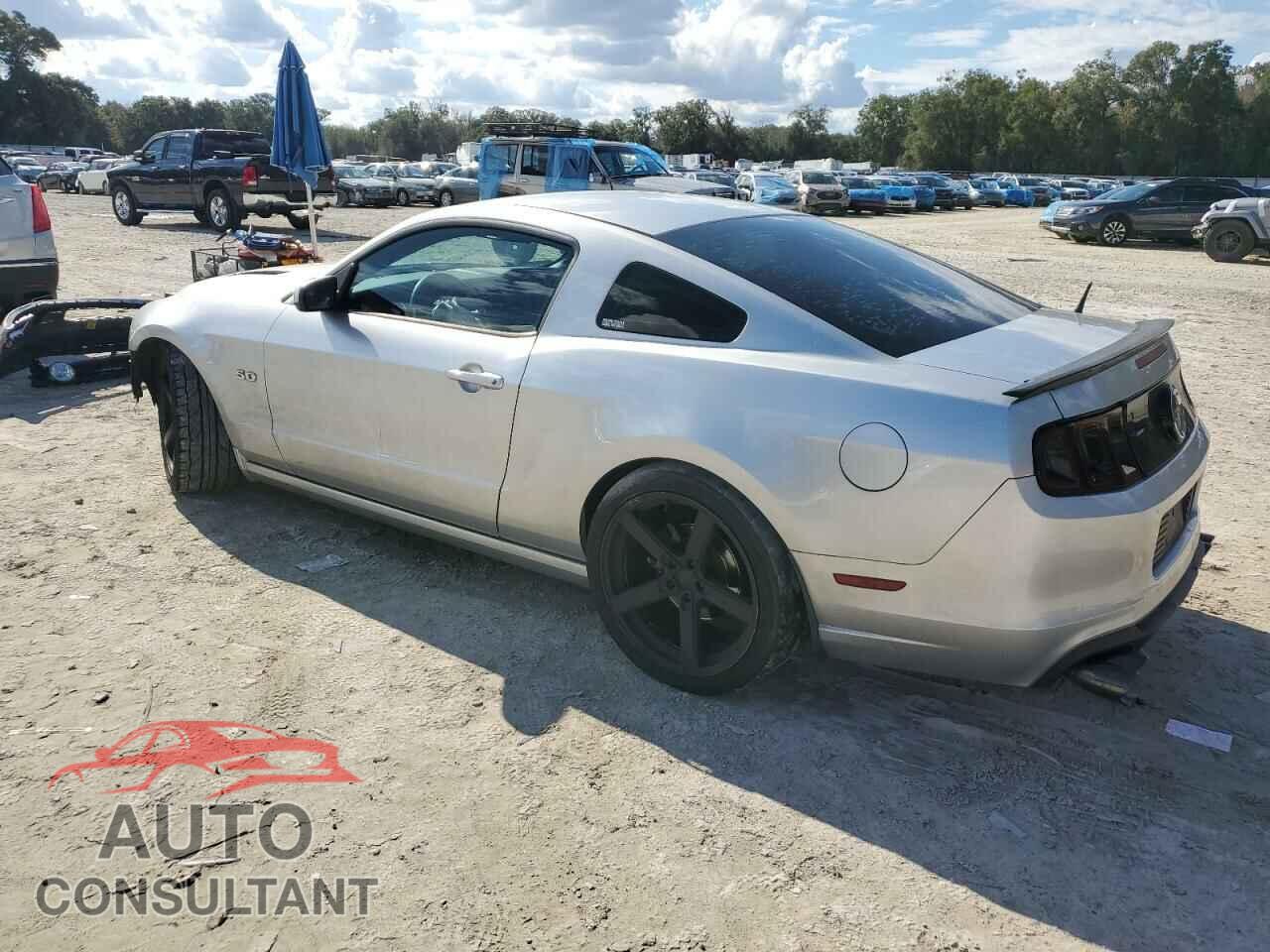 FORD MUSTANG 2014 - 1ZVBP8CF0E5320218