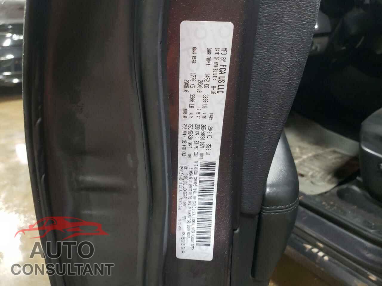 DODGE DURANGO 2018 - 1C4RDJAG1JC496021