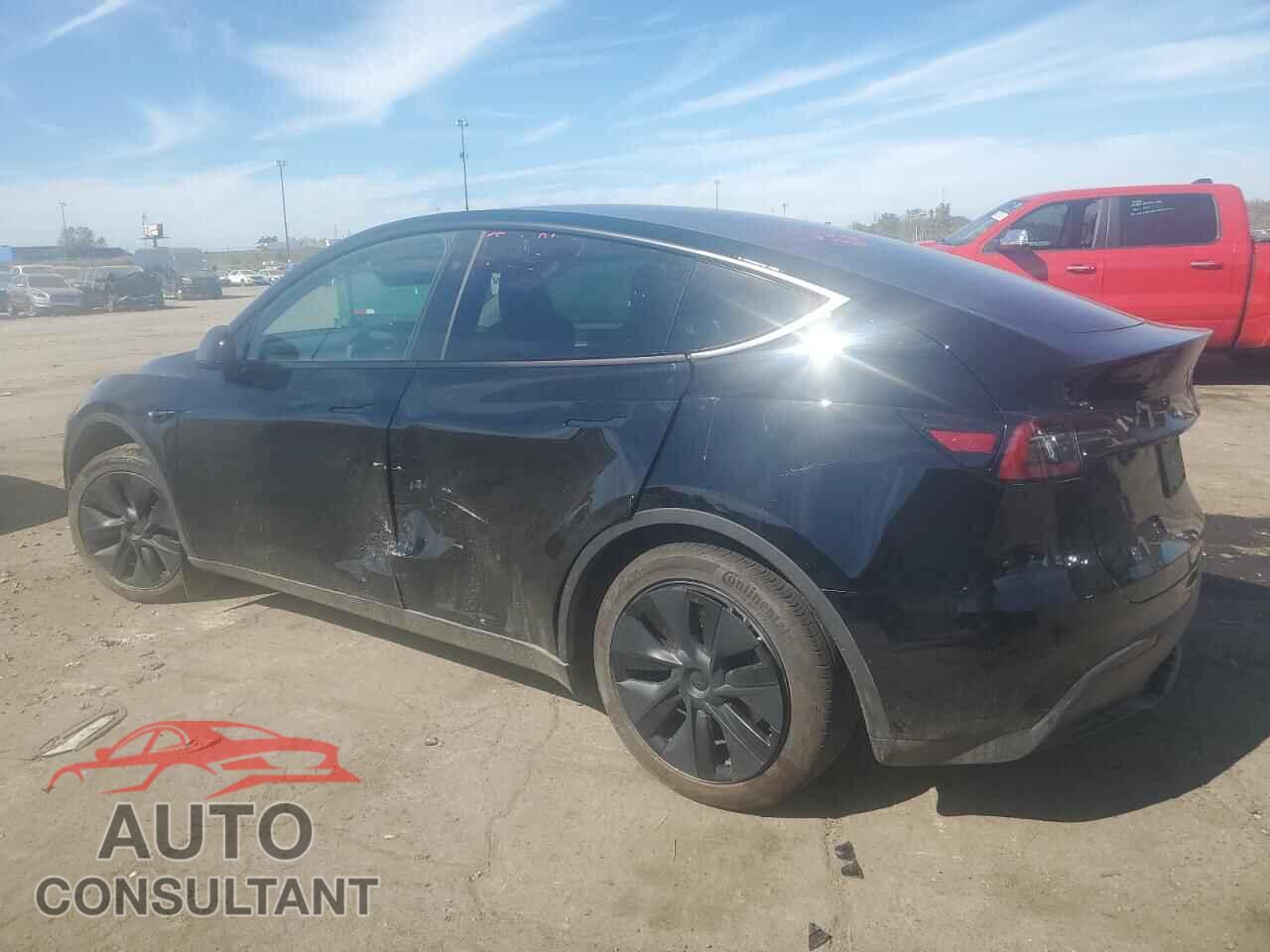 TESLA MODEL Y 2024 - 7SAYGAEE3RF106923