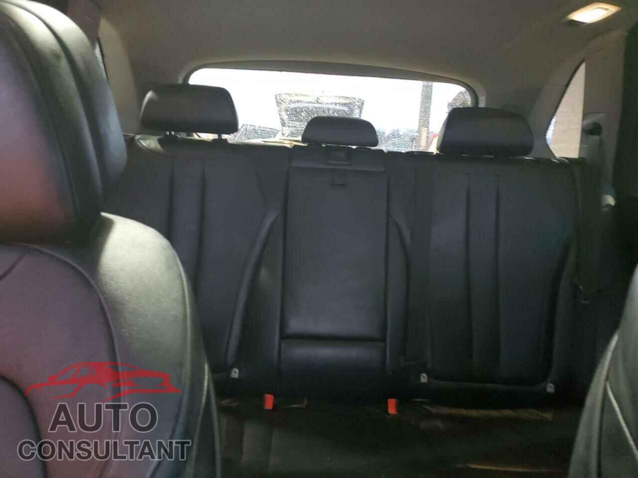 BMW X5 2014 - 5UXKS4C55E0J93690