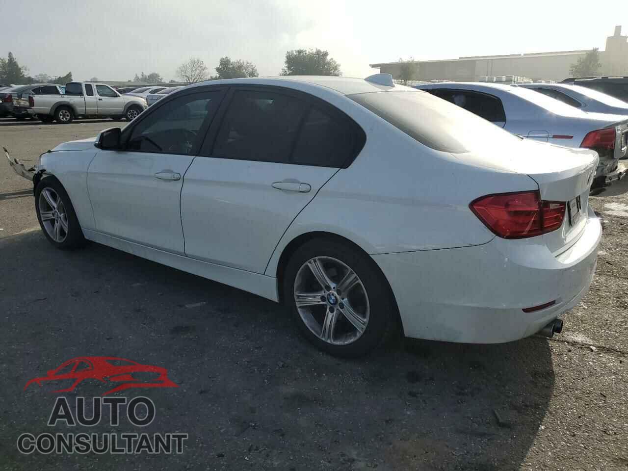 BMW 3 SERIES 2014 - WBA3A5C58EP601215