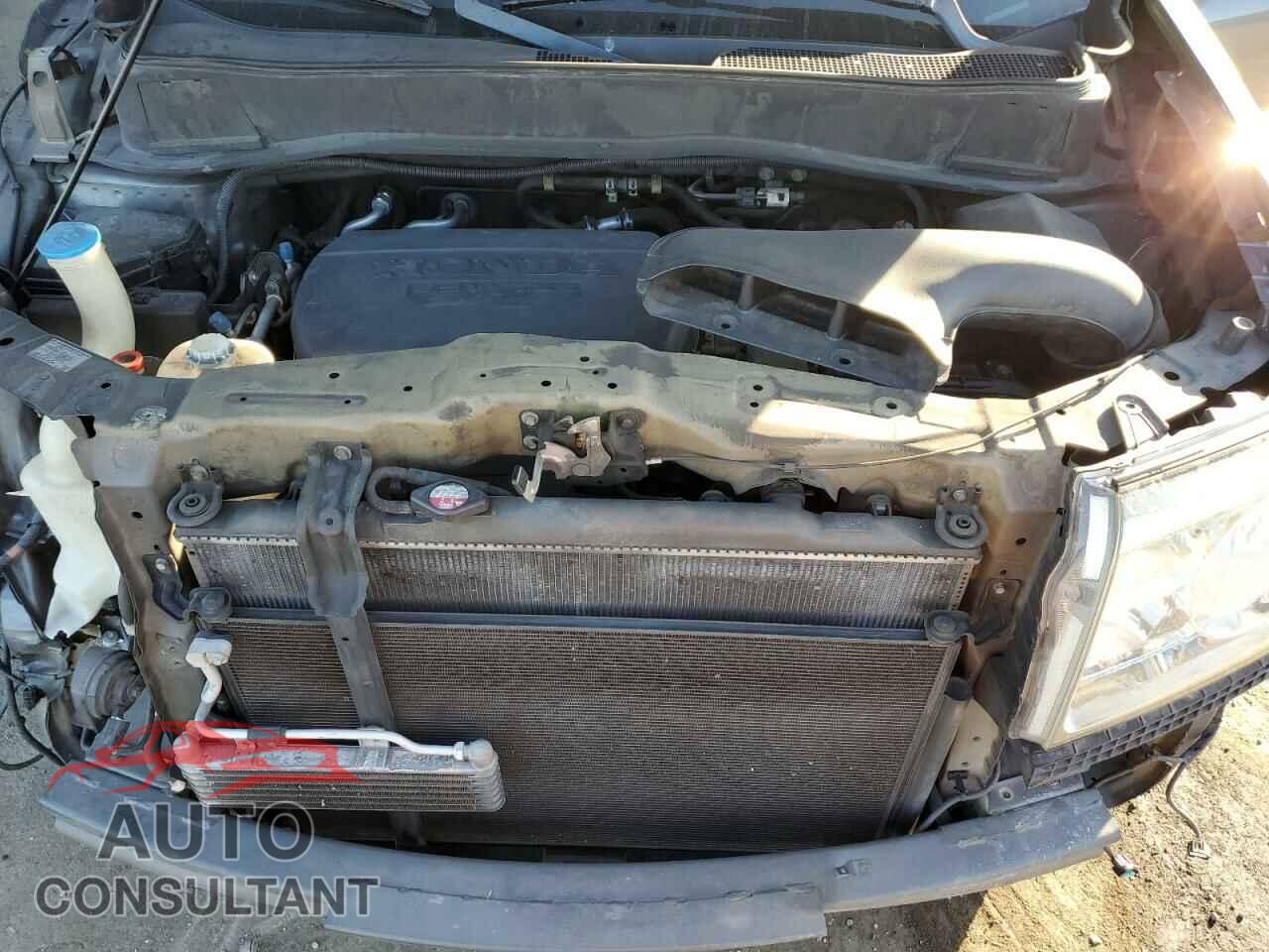 HONDA PILOT 2011 - 5FNYF3H98BB055791