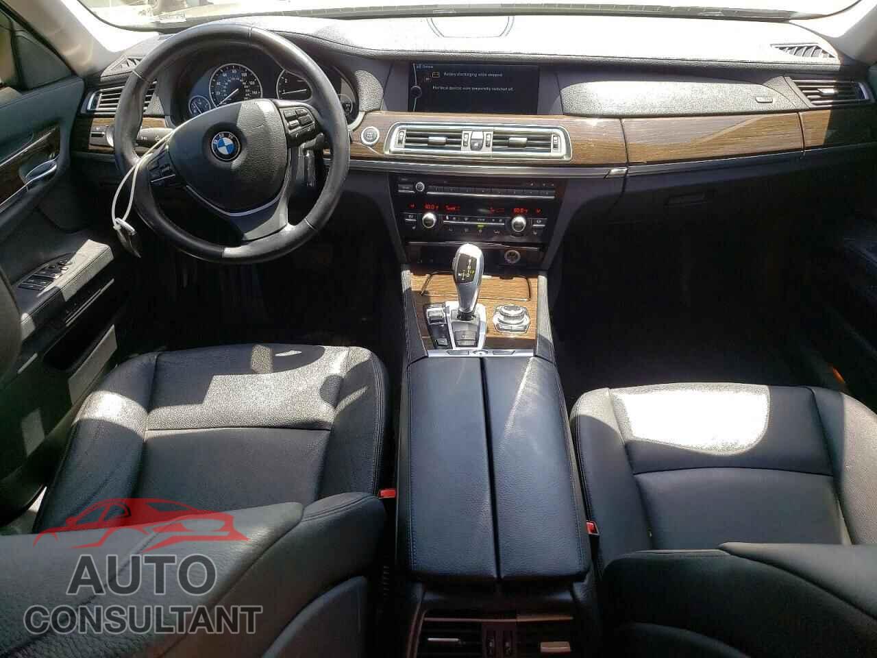 BMW 7 SERIES 2012 - WBAKB4C51CC577010