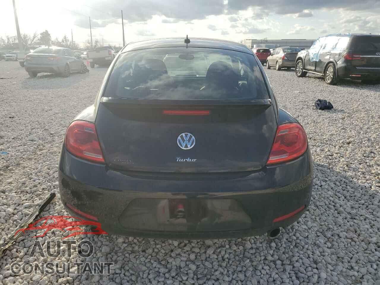 VOLKSWAGEN BEETLE 2012 - 3VWVA7AT1CM618883
