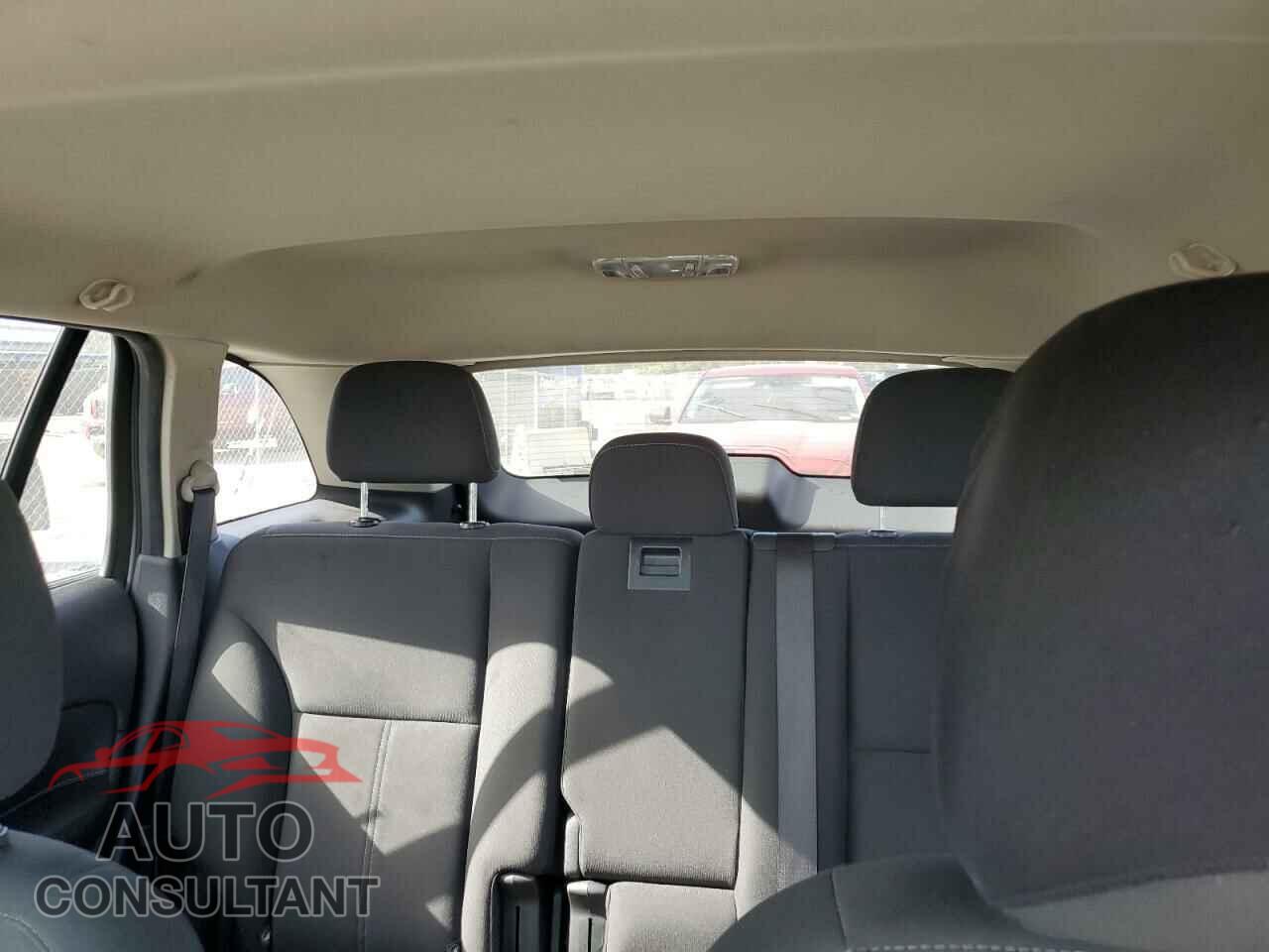 FORD EDGE 2013 - 2FMDK3GC3DBC32945