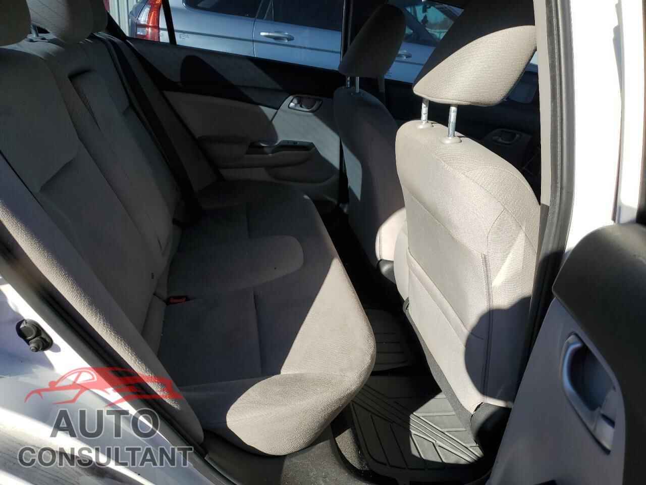 HONDA CIVIC 2013 - 2HGFB2E4XDH018696