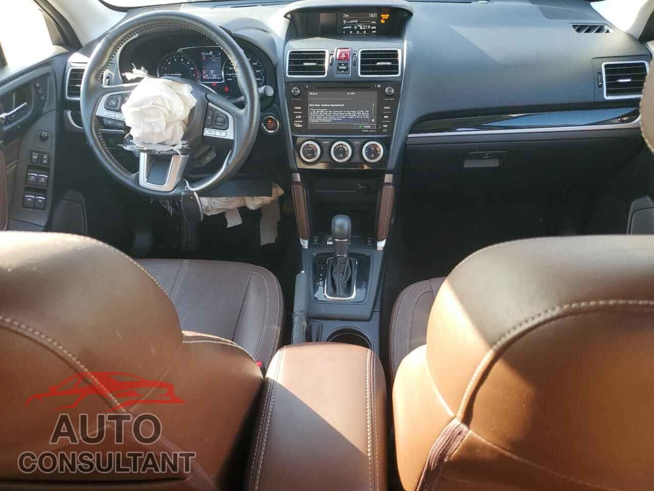 SUBARU FORESTER 2017 - JF2SJAWC6HH512082