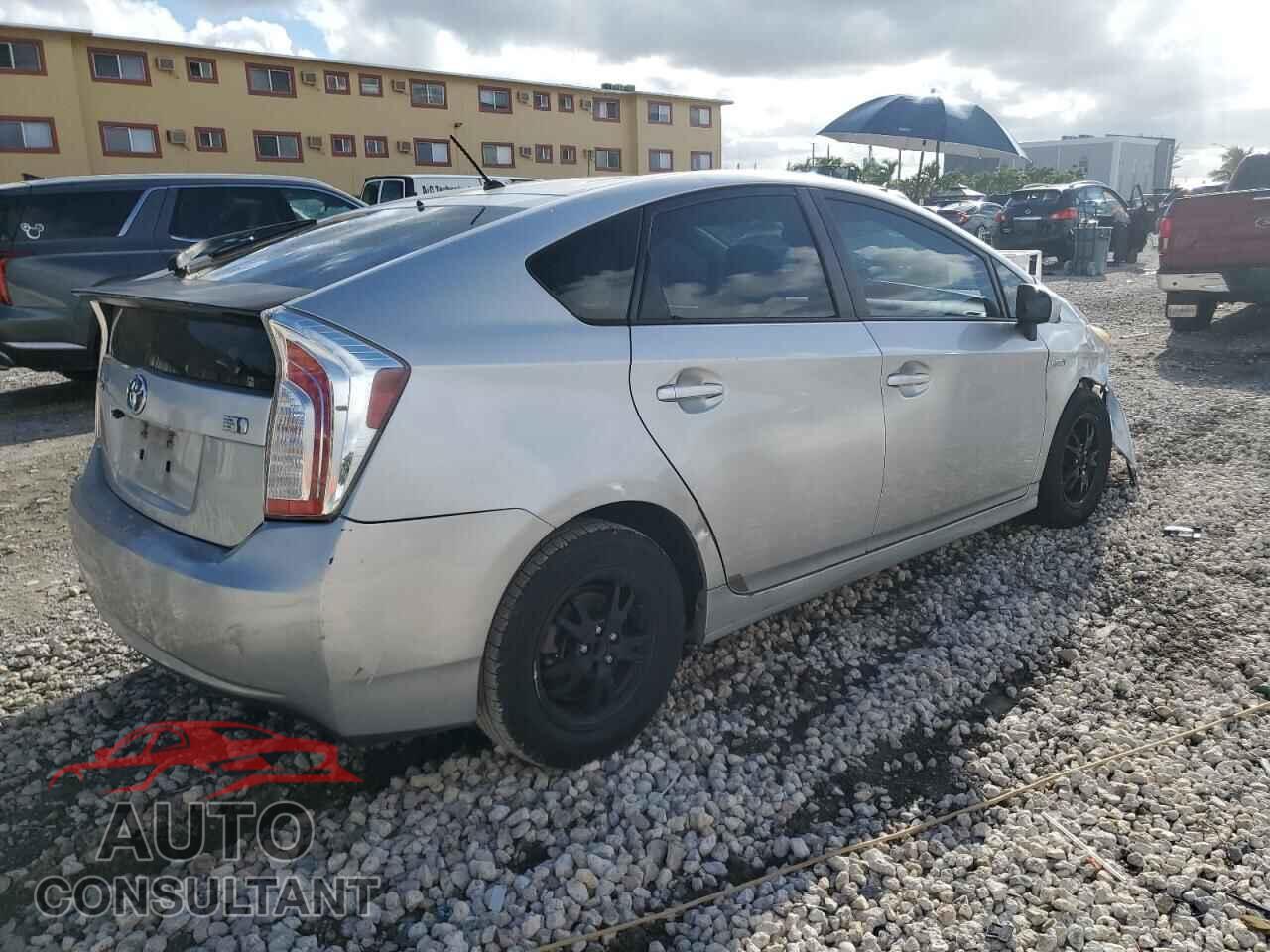 TOYOTA PRIUS 2013 - JTDKN3DUXD5575336