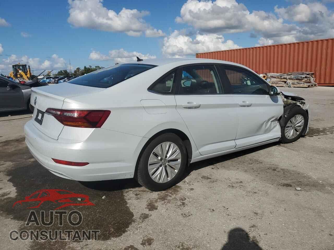 VOLKSWAGEN JETTA 2019 - 3VWCB7BU4KM132000