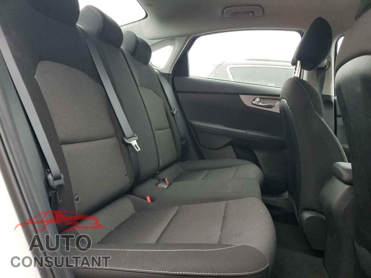 KIA FORTE 2023 - 3KPF24AD5PE623449