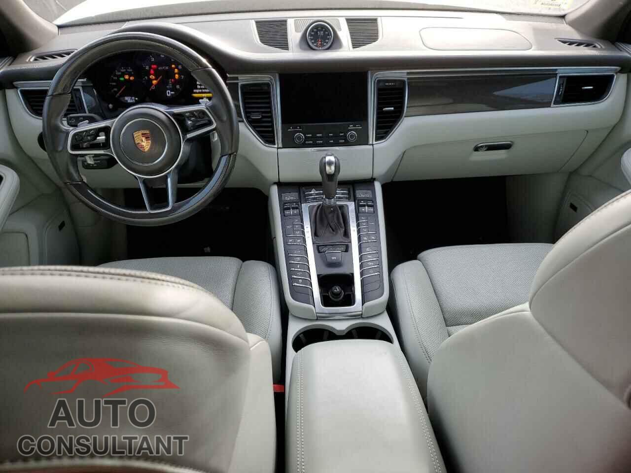 PORSCHE MACAN 2017 - WP1AG2A52HLB53980