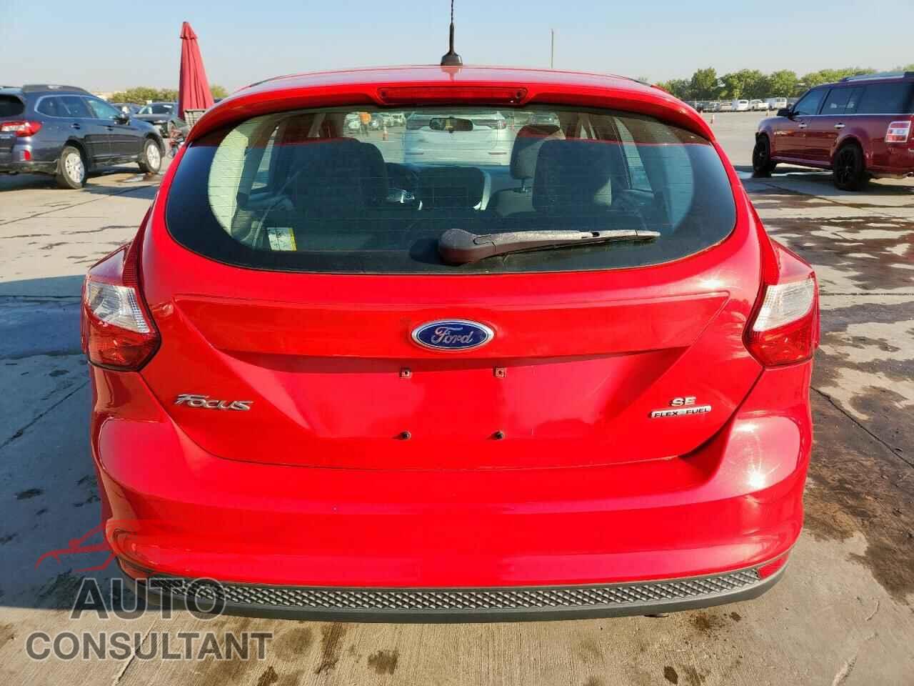 FORD FOCUS 2014 - 1FADP3K22EL393007