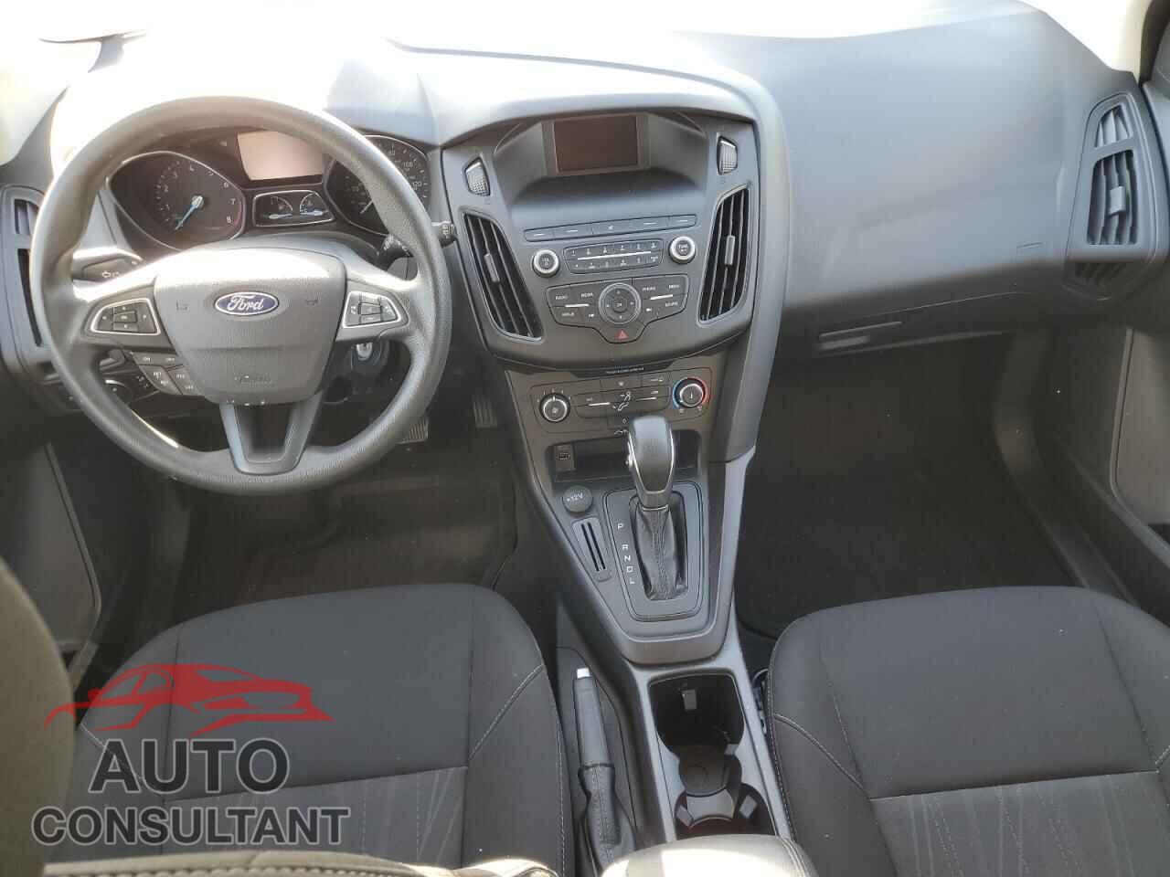 FORD FOCUS 2018 - 1FADP3K20JL258537