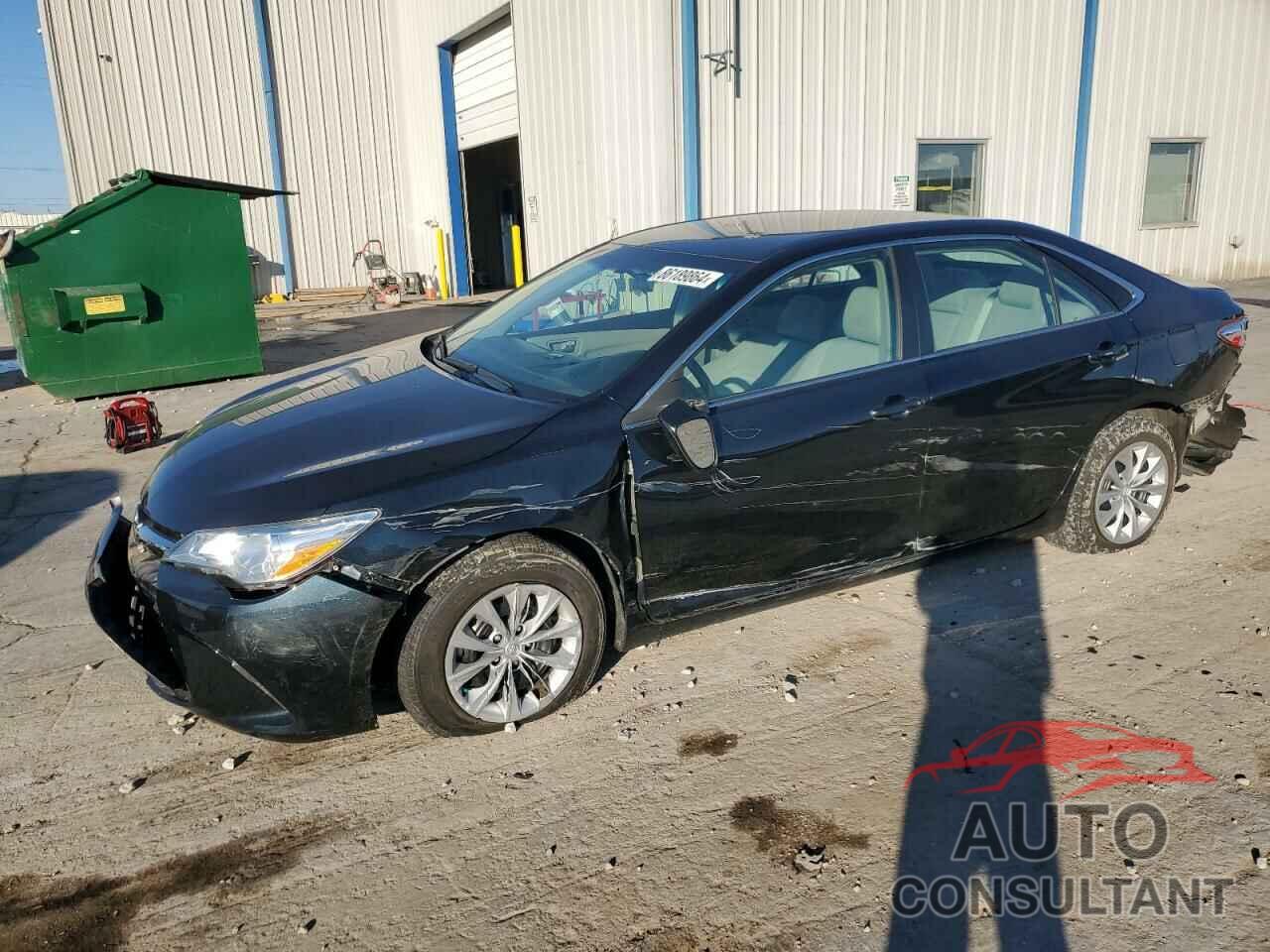 TOYOTA CAMRY 2016 - 4T4BF1FKXGR517302