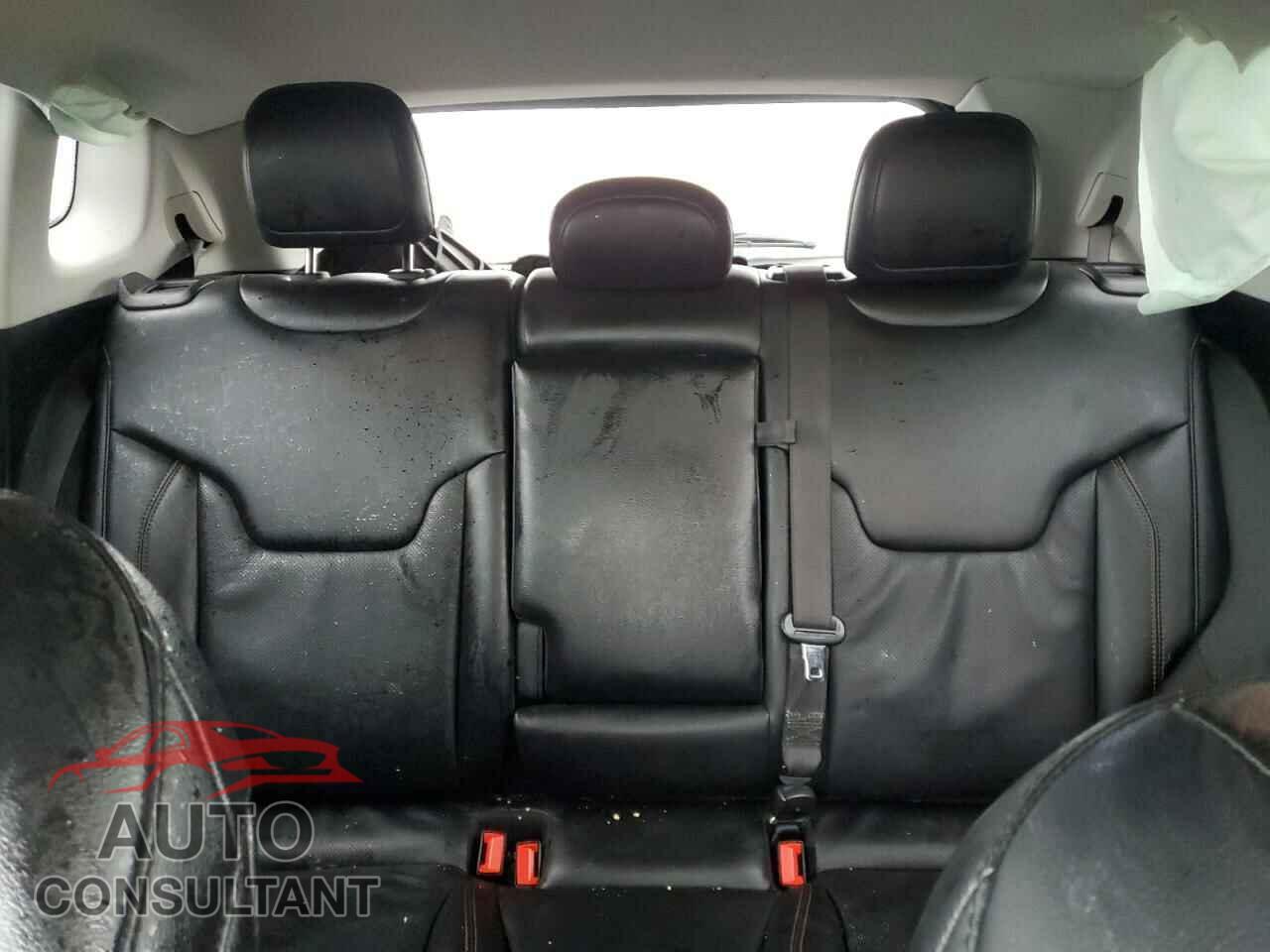 JEEP COMPASS 2021 - 3C4NJDCB6MT586669
