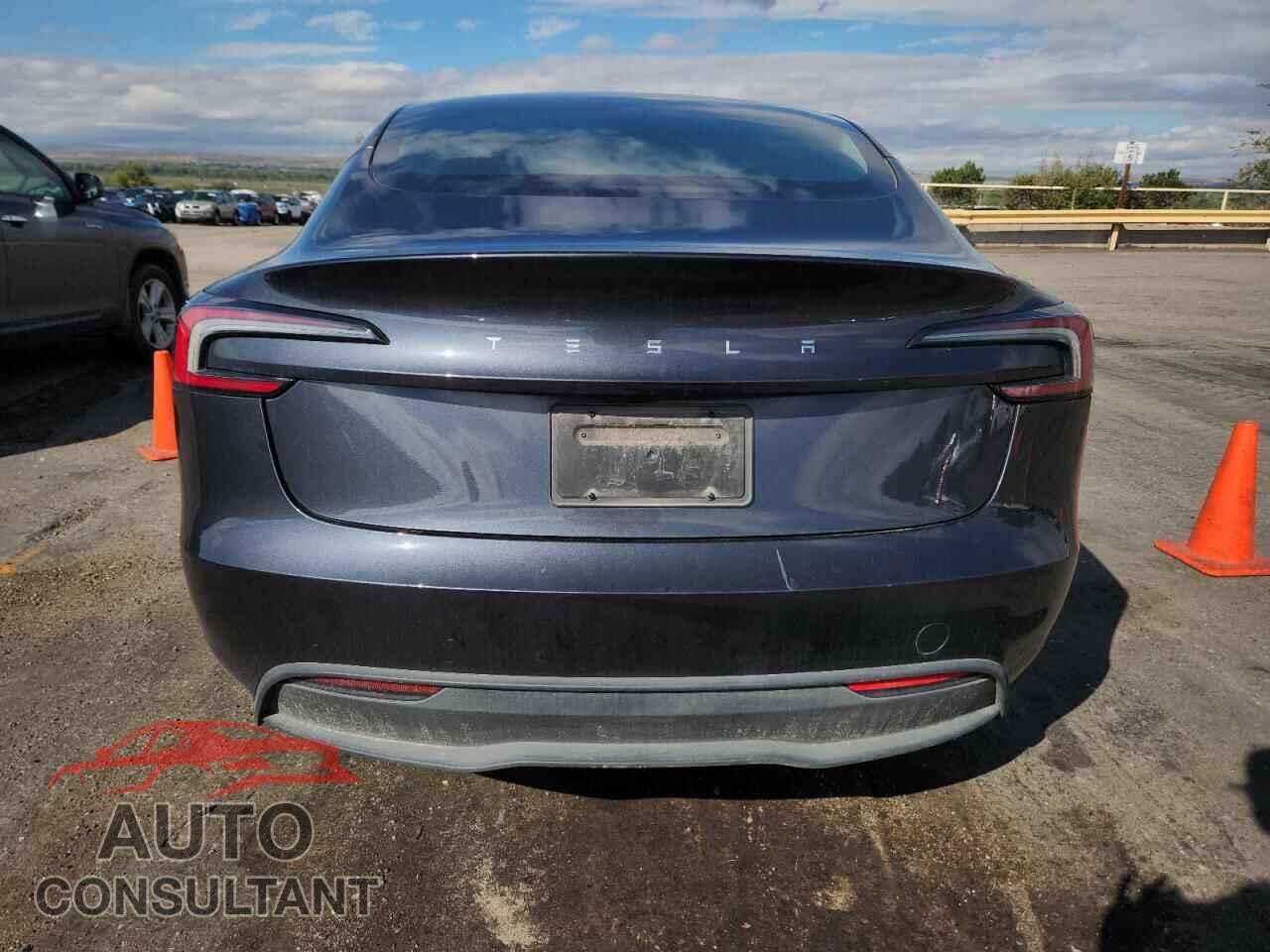 TESLA MODEL 3 2024 - 5YJ3E1EA1RF834816