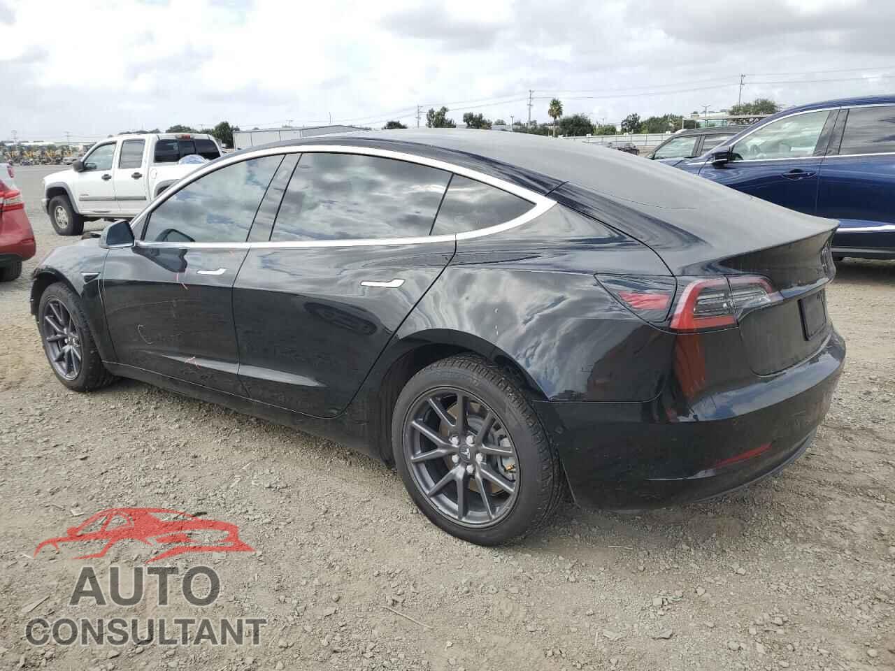 TESLA MODEL 3 2019 - 5YJ3E1EA7KF325724