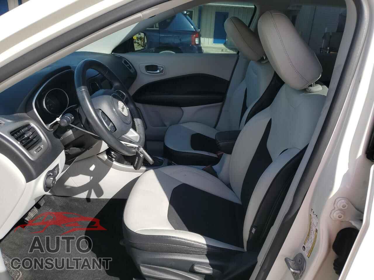 JEEP COMPASS 2019 - 3C4NJCBB6KT679538