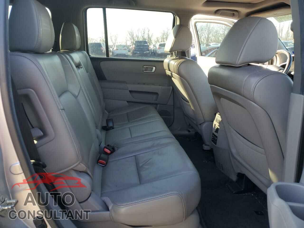 HONDA PILOT 2013 - 5FNYF3H65DB002104