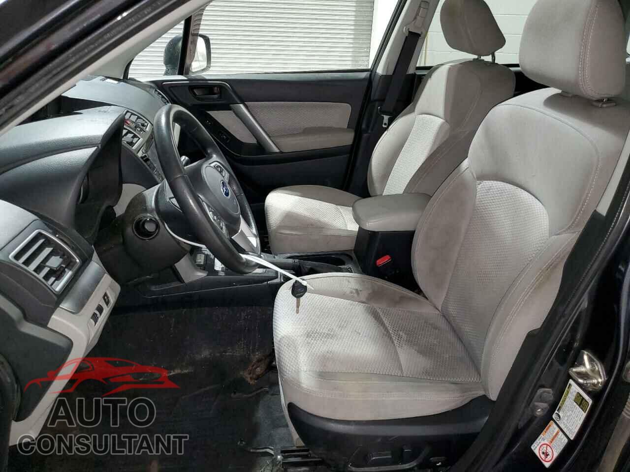 SUBARU FORESTER 2017 - JF2SJAEC1HH455761