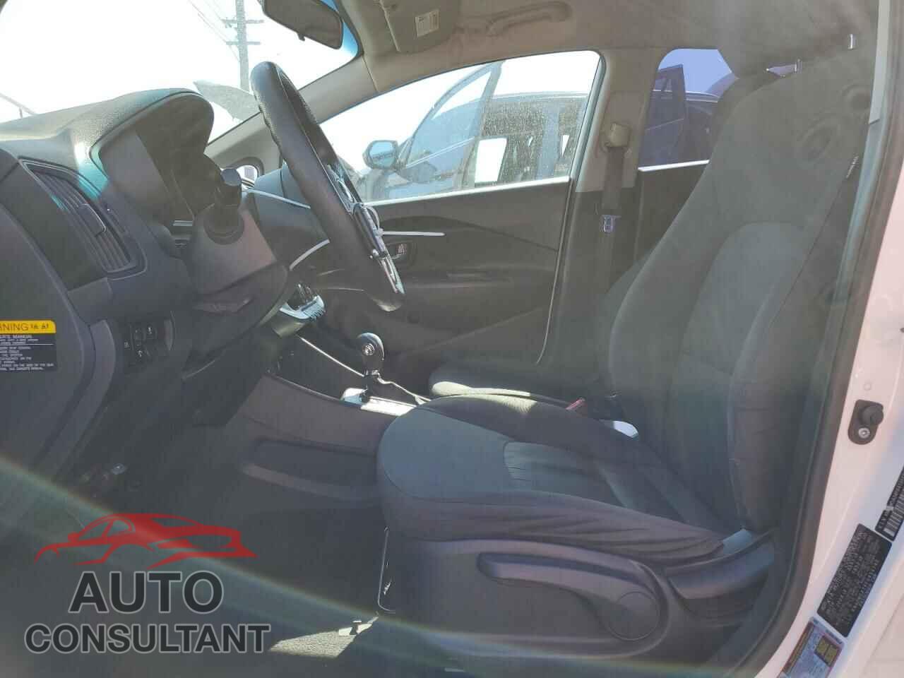 KIA RIO 2015 - KNADM5A34F6459143