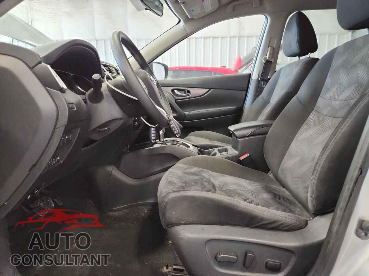 NISSAN ROGUE 2015 - KNMAT2MV5FP501317