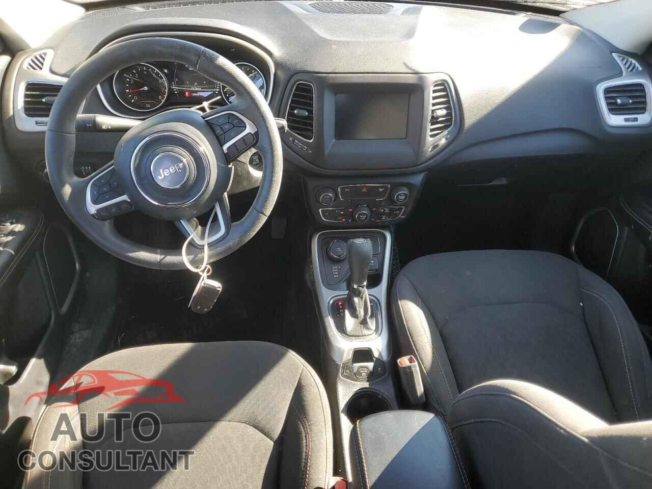 JEEP COMPASS 2019 - 3C4NJDAB7KT620120