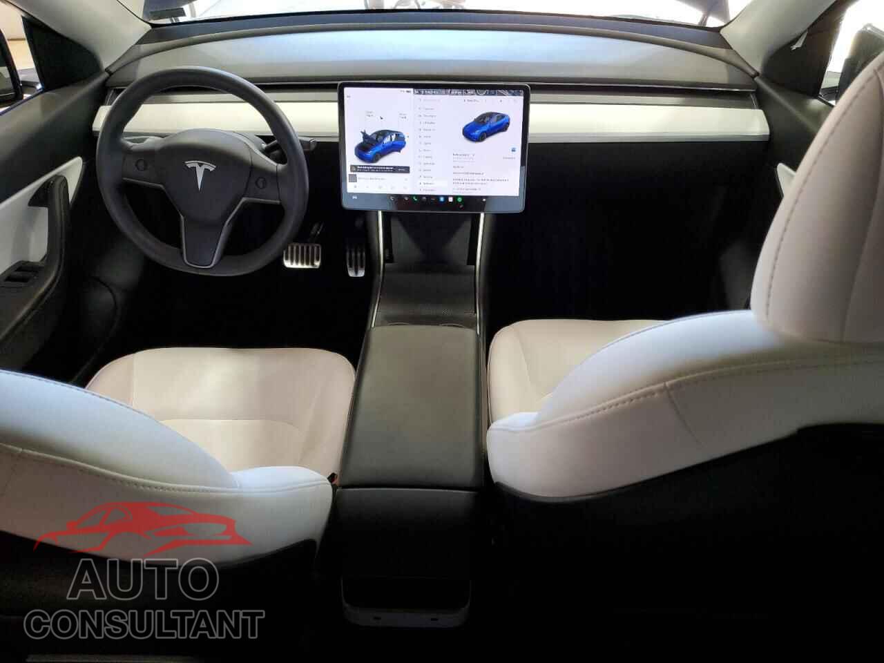 TESLA MODEL Y 2021 - 5YJYGDEEXMF066024