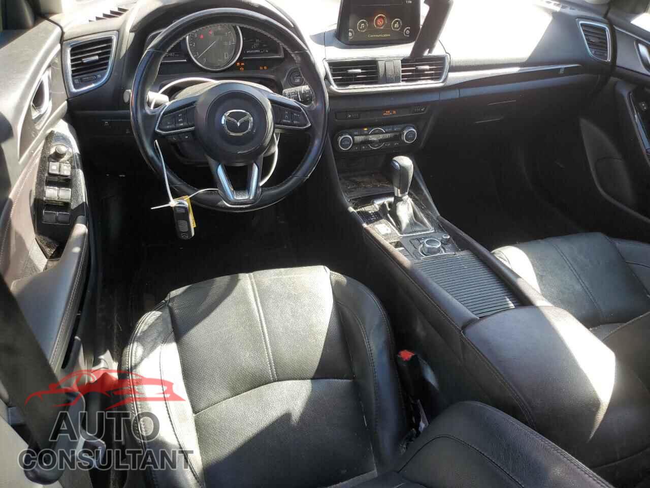 MAZDA 3 2017 - 3MZBN1M38HM131087