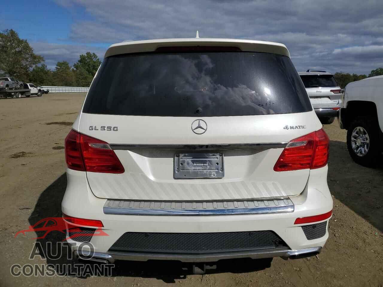 MERCEDES-BENZ GL-CLASS 2015 - 4JGDF7DE5FA463717