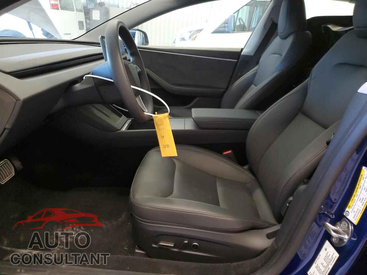 TESLA MODEL 3 2024 - 5YJ3E1EB3RF812955