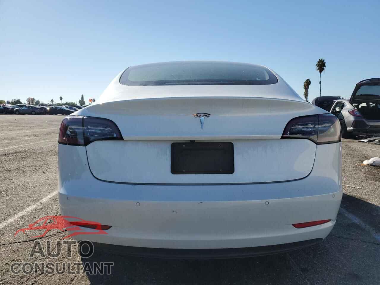 TESLA MODEL 3 2021 - 5YJ3E1EA8MF014631