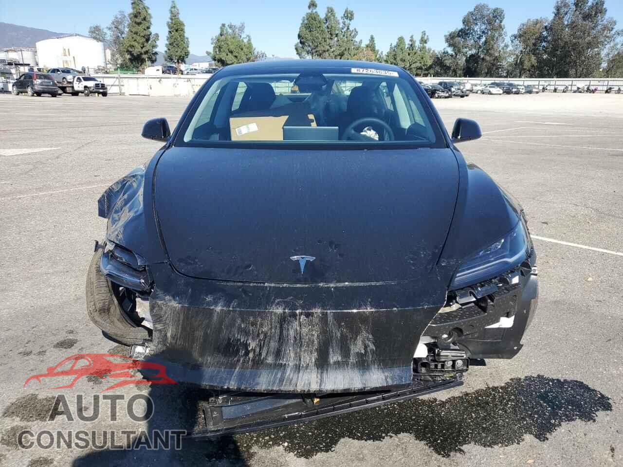 TESLA MODEL 3 2025 - 5YJ3E1EA4SF075844